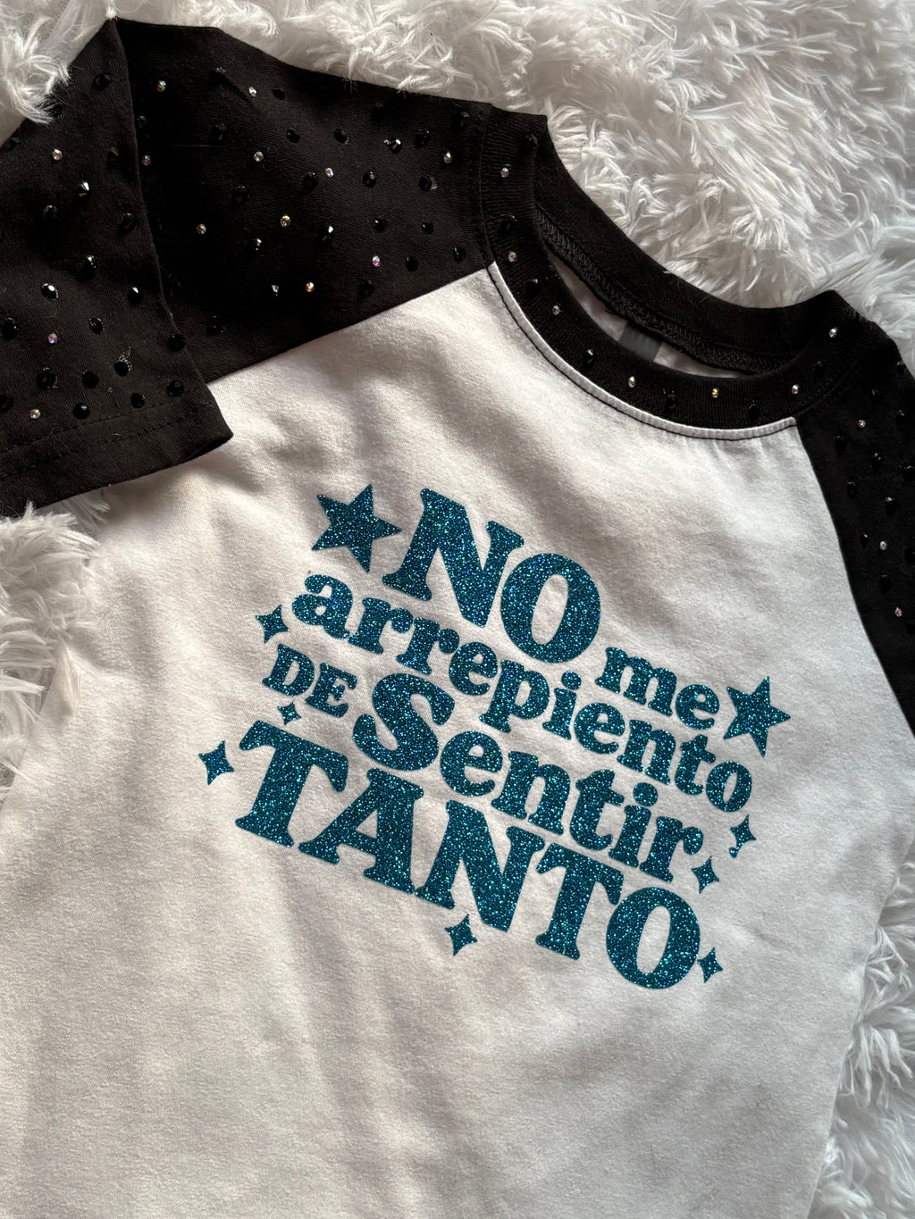 No me arrepiento de sentir tanto